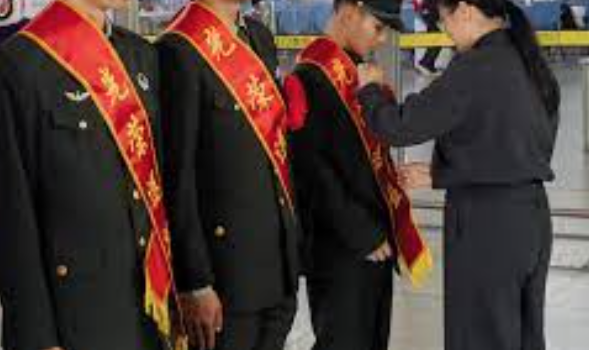 江苏灌南：退役军人带病勇救落水母子