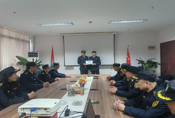 热烈祝贺盐城支队挂牌仪式圆满举行(图3) 屏幕快照 2025-11-21 19.56.07.png