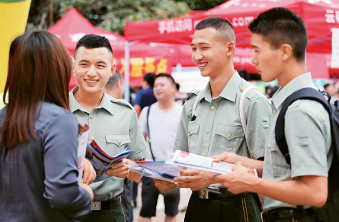 广西桂林：这里有位不一样的“兵站长”