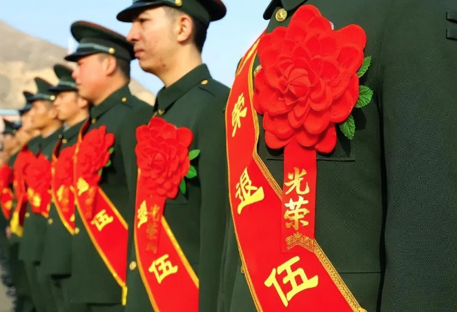 湖南衡阳：退役军人深夜勇救落水女子