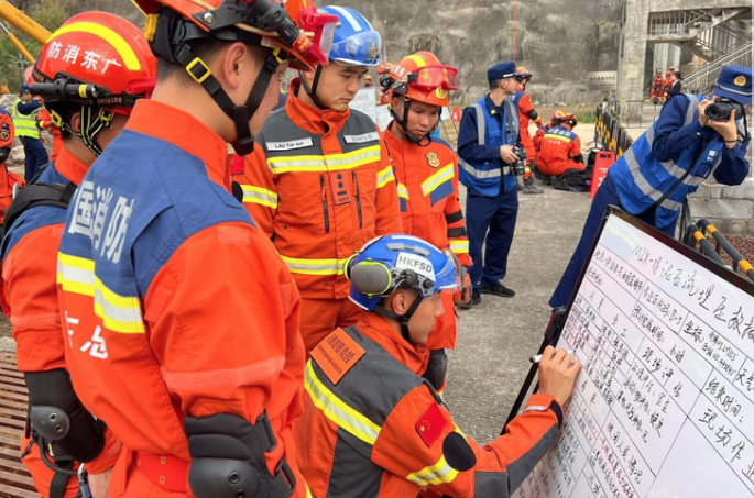 认真学习贯彻中央经济工作会议精神  为实现“十五五”良好开局守牢安全底线