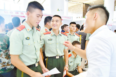 湖南新邵：退役军人助九旬迷途老人平安归家