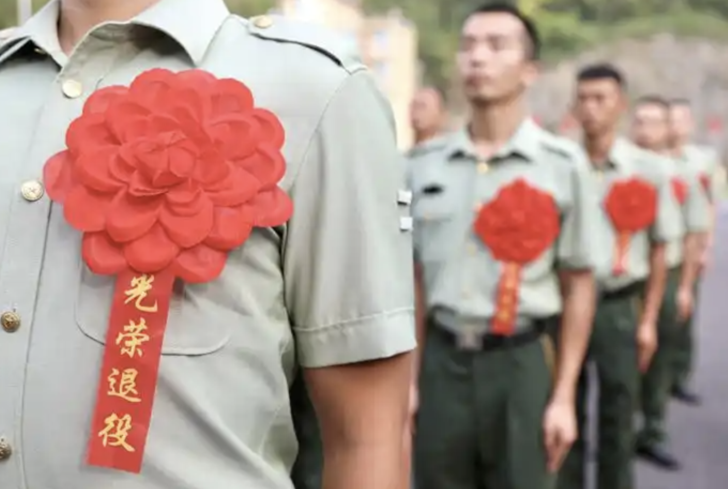 广西阳朔：“00后”退役军人挺身救孩童