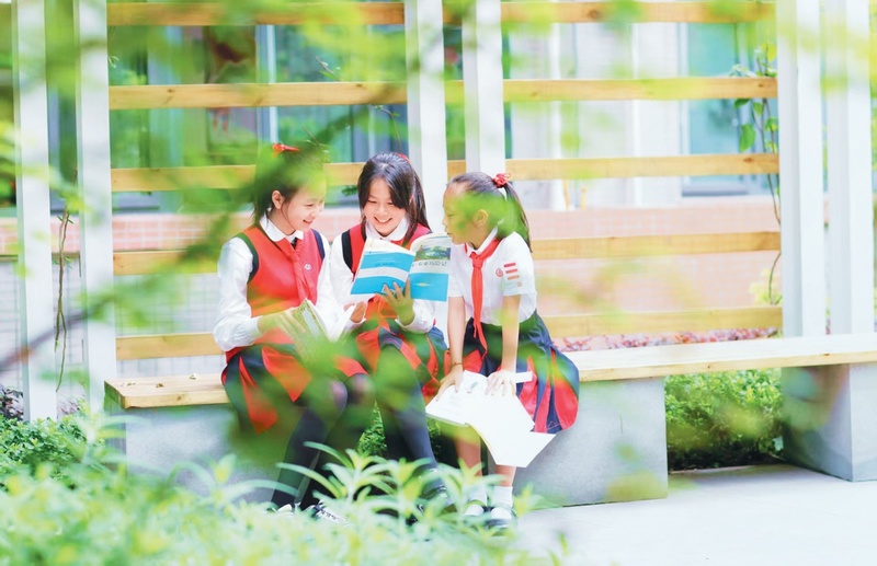 以书香校园助力青少年健康成长(图1)