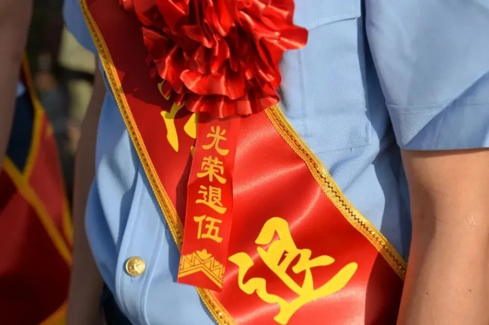 上海松江区：接娃路上变身“急救侠”